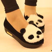 熊猫鞋吃瓜,揭秘网红鞋背后的娱乐营销奥秘